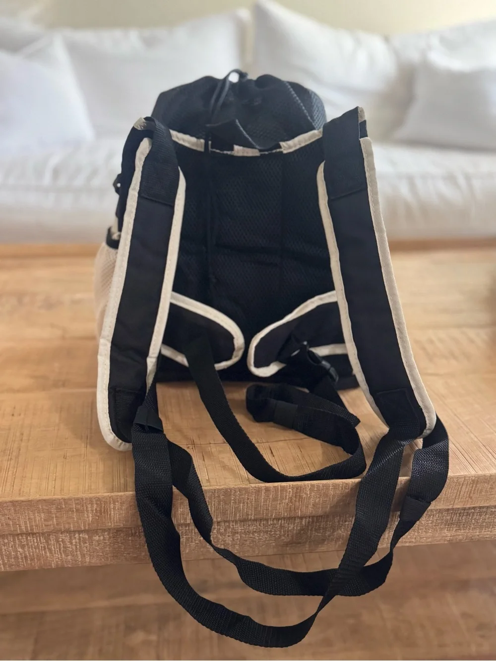 New Black and White Pet Carrier Backpack high end